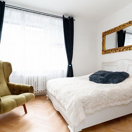 Kingdom Of 3 Roses Apartment Praga Exterior foto