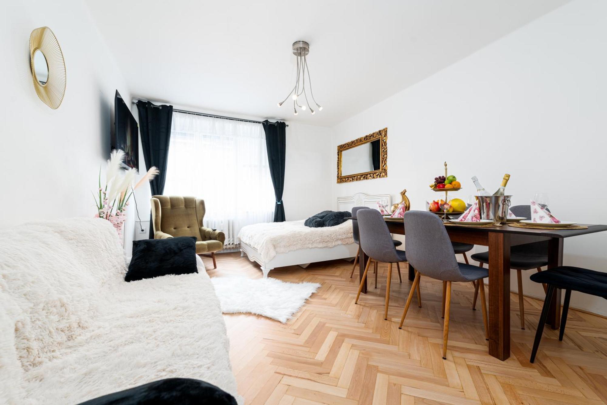 Kingdom Of 3 Roses Apartment Praga Exterior foto
